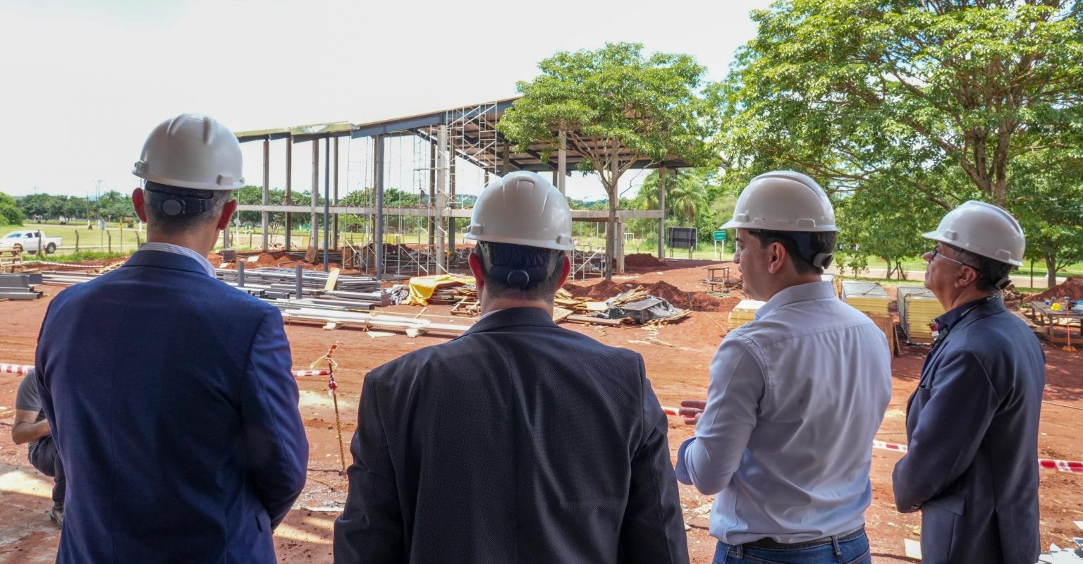 Ministerio de Industria y Comercio verifica avances de las obras del Centro Task Paraguay