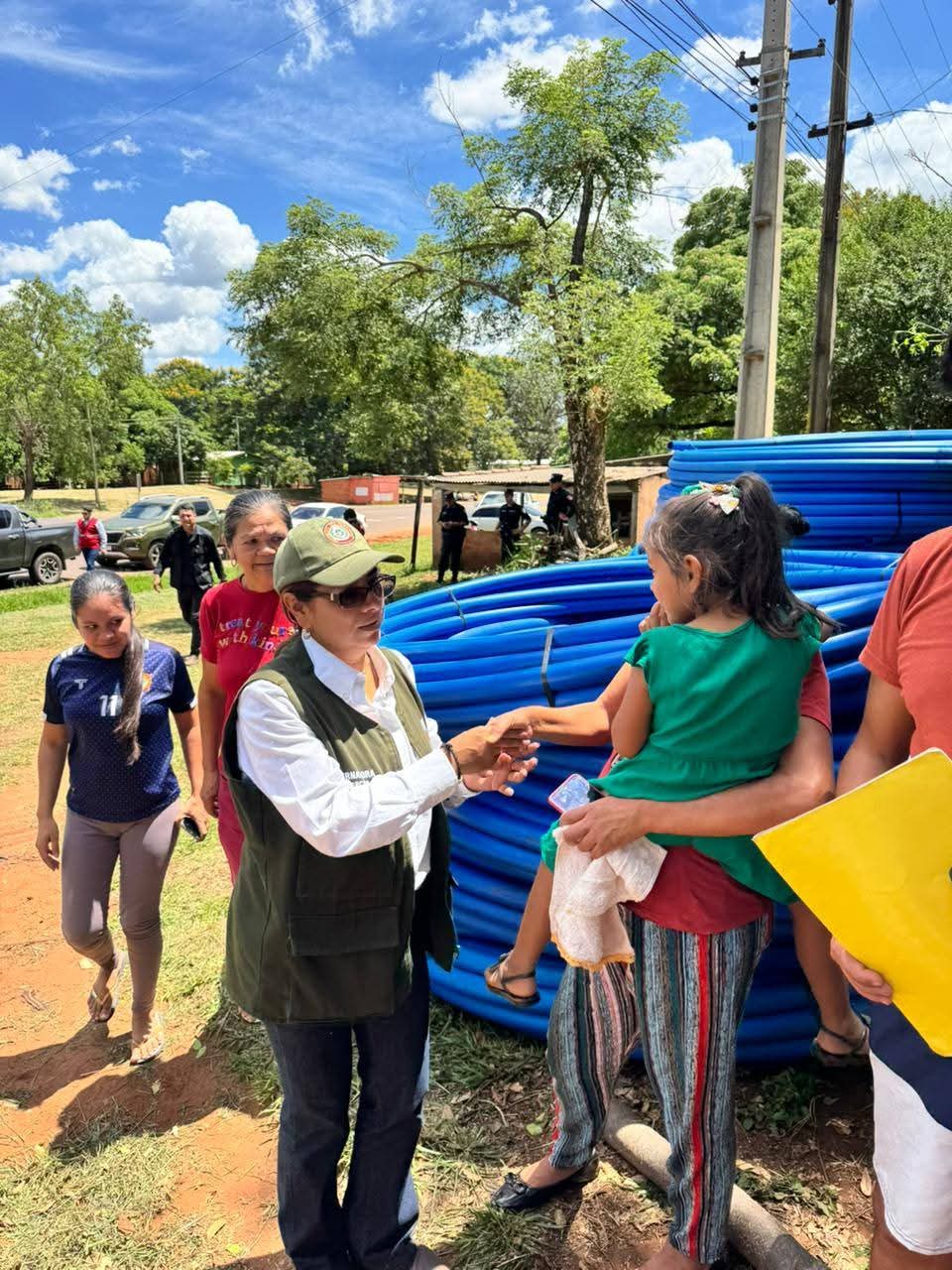 Entrega de Caños en Barrio San Isidro