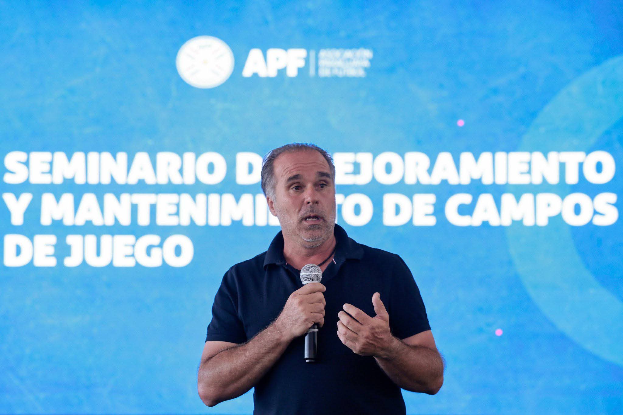 Trabajo y buenas prácticas en los campos deportivos