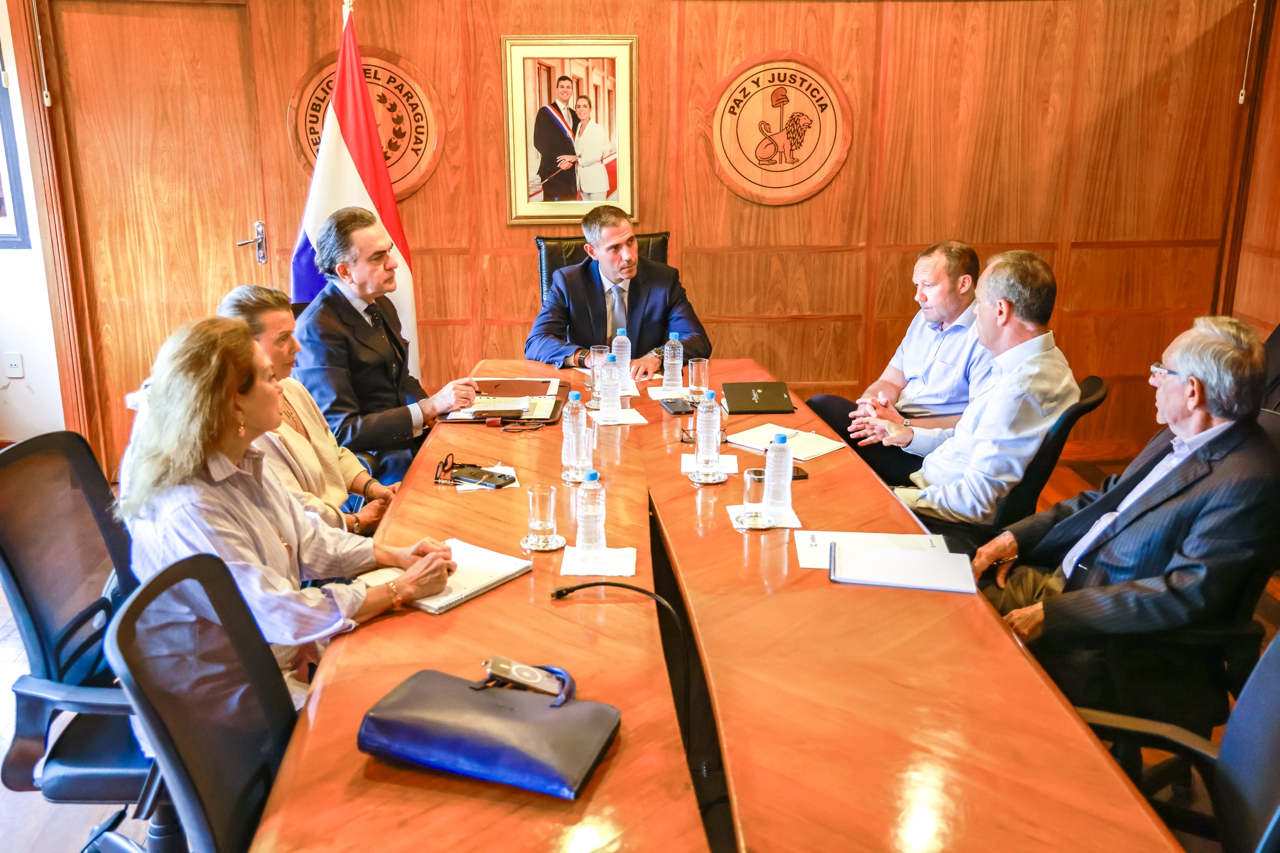 Firma brit谩nica interesada en ampliar la compra de carne paraguaya, incluyendo al sector ovino