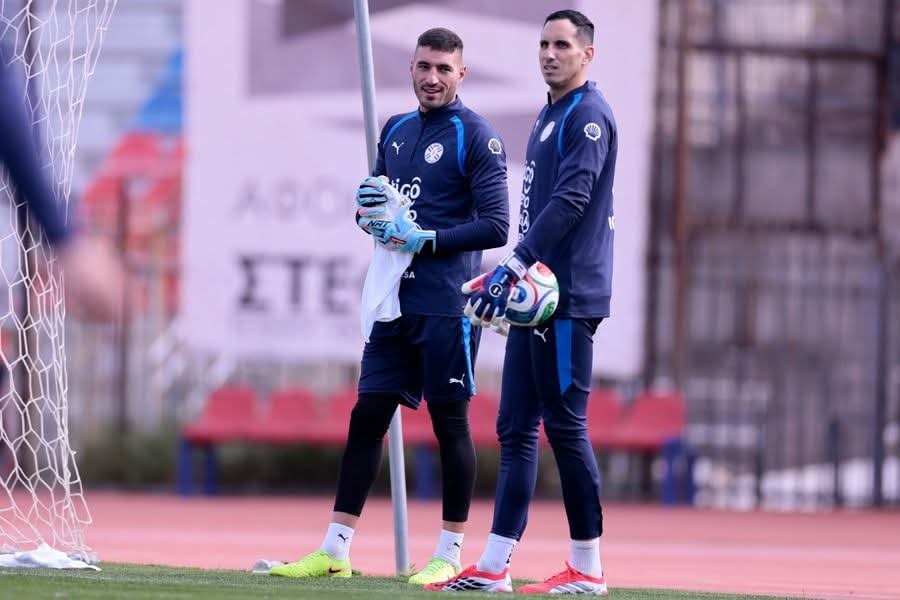 Selección Absoluta Masculina  Sesión específica para arqueros de la Selección Nacional