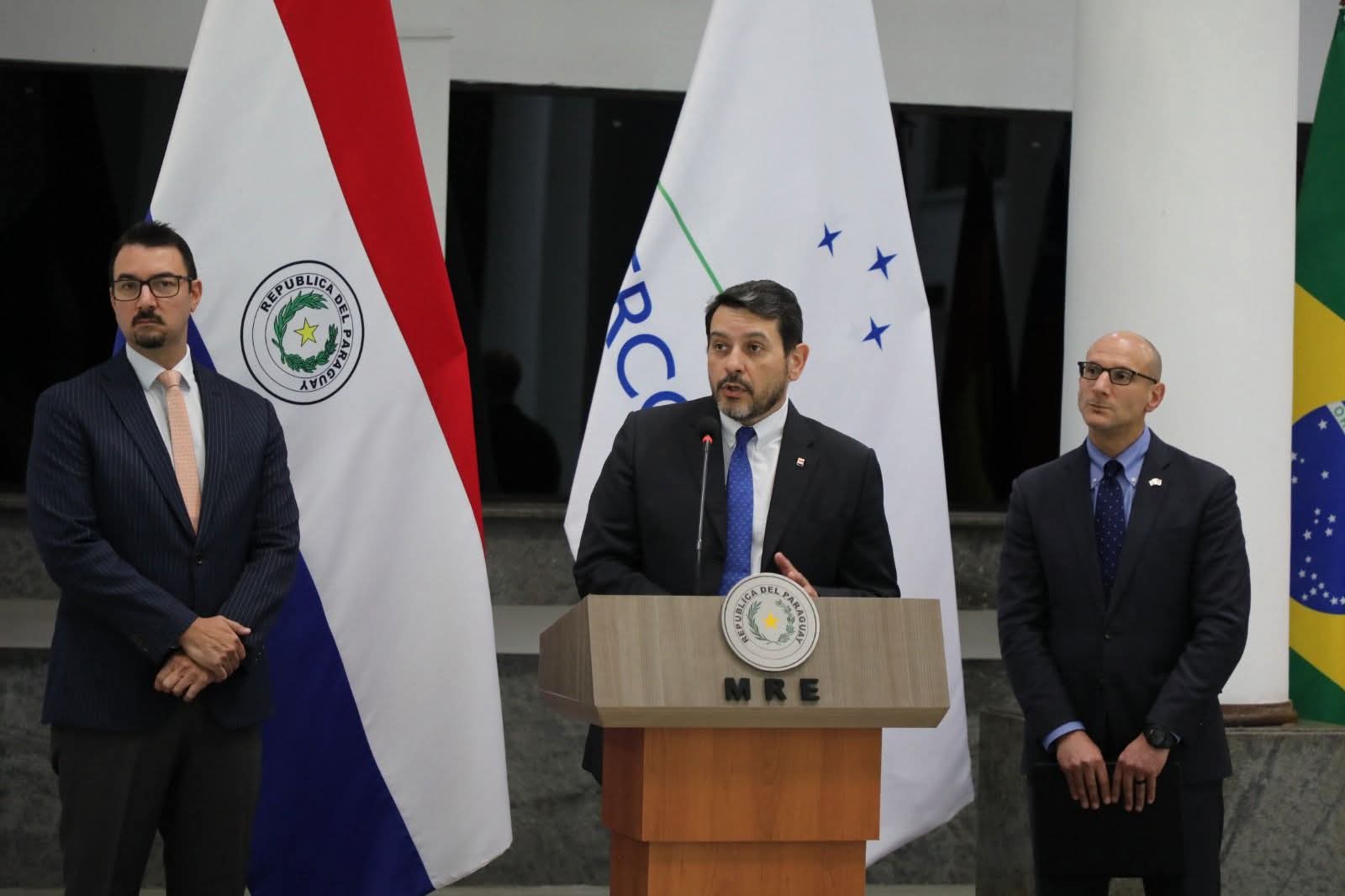 Paraguay recibirá primer grupo de migrantes de la región no admitidos en Estados Unidos