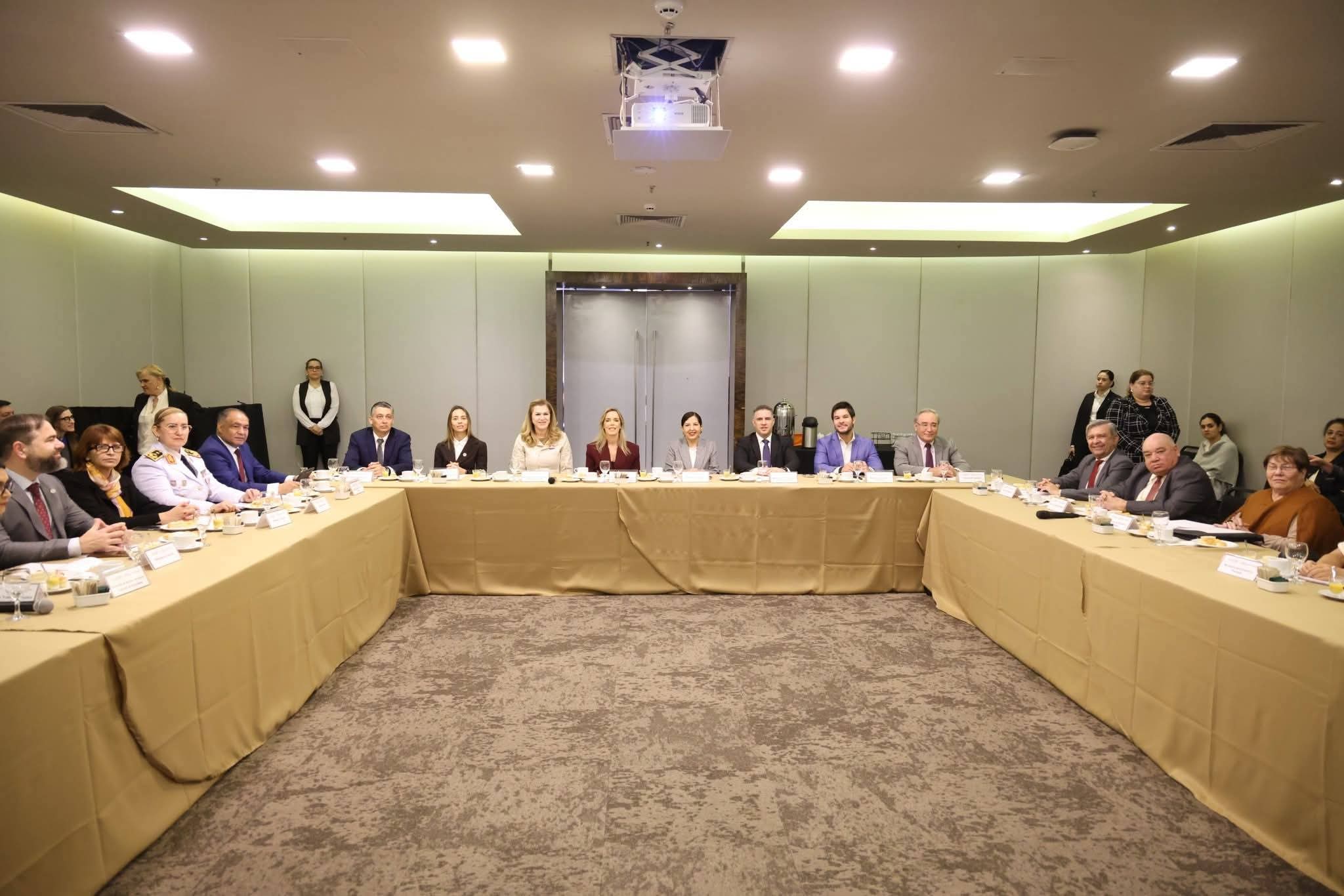 Primera reunión de la Mesa PREVIM para la prevención de la violencia contra la mujer