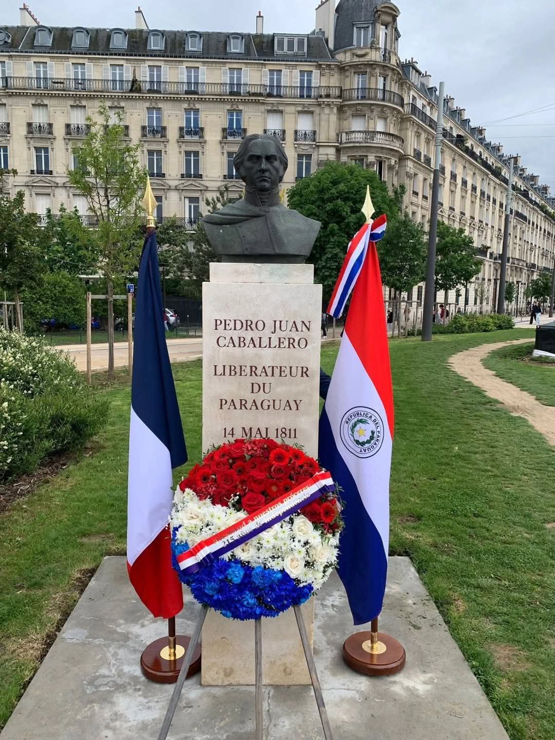 Conmemoración de la Independencia Paraguaya en París 