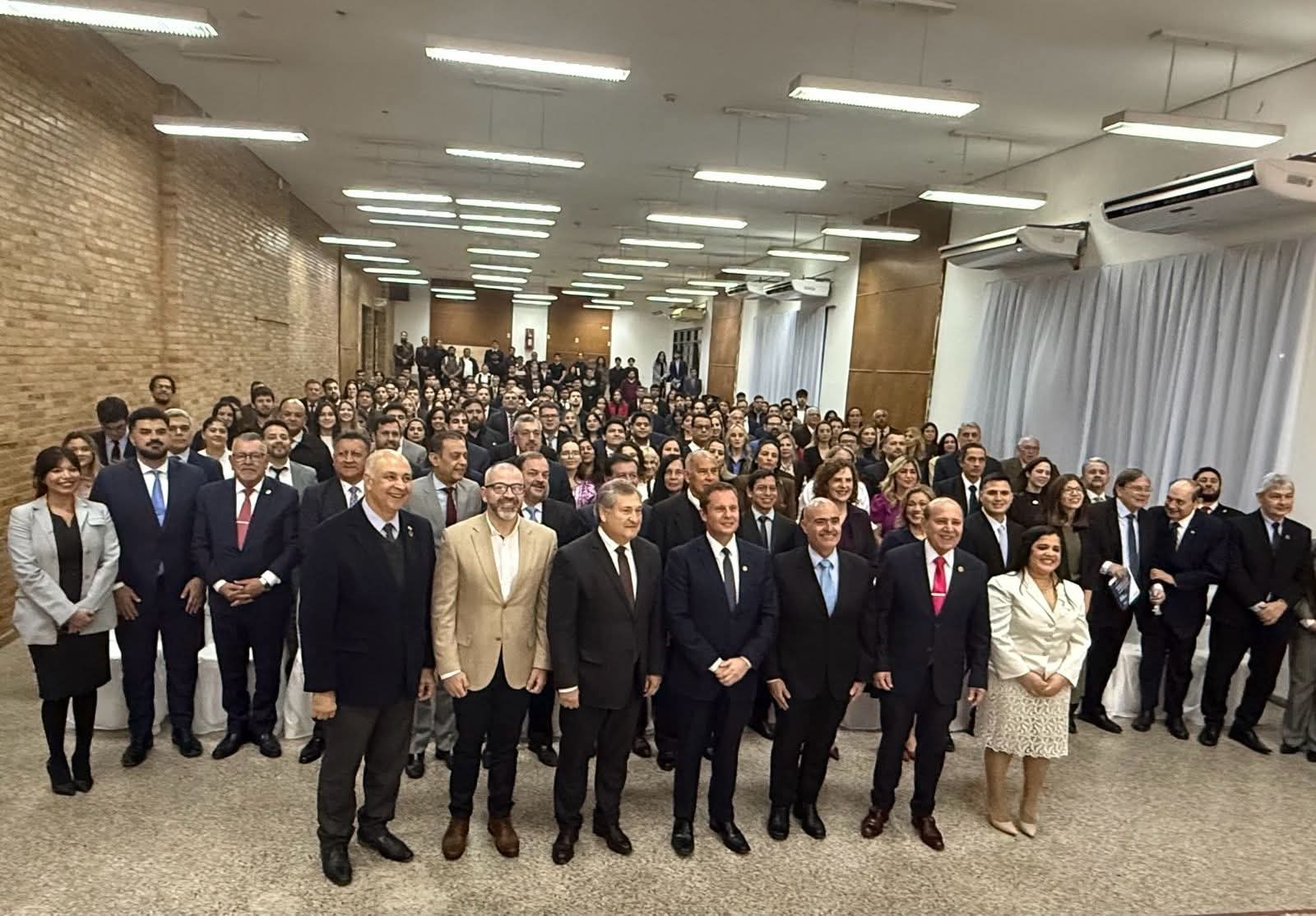 Presentación de la obras de Derechos del Consumidor