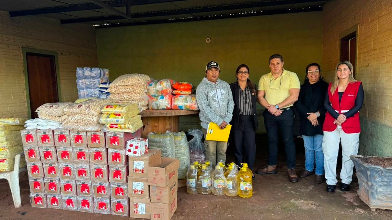 Entrega de Víveres a Comedores y centros Comunitarios