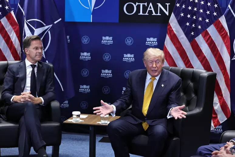 Estoy muy enfadado con la OTAN
