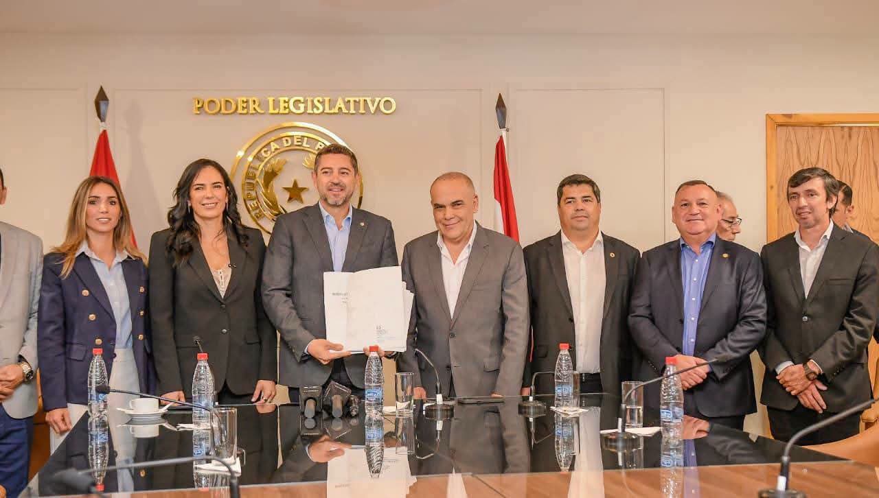 Solicitud de financiamiento para el Corredor 