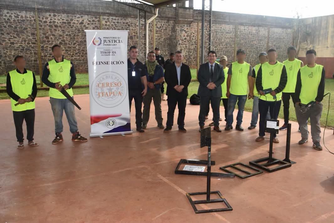 Proyecto de Conectividad y reinserción 