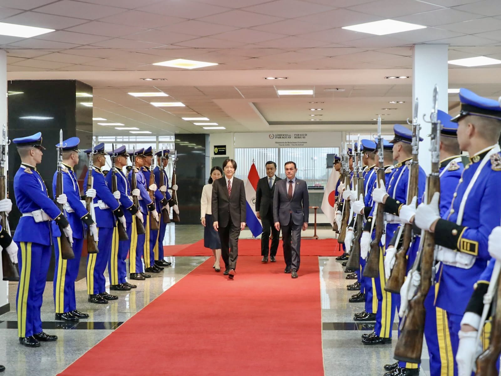 Concluye visita de los príncipes herederos del Japón a Paraguay