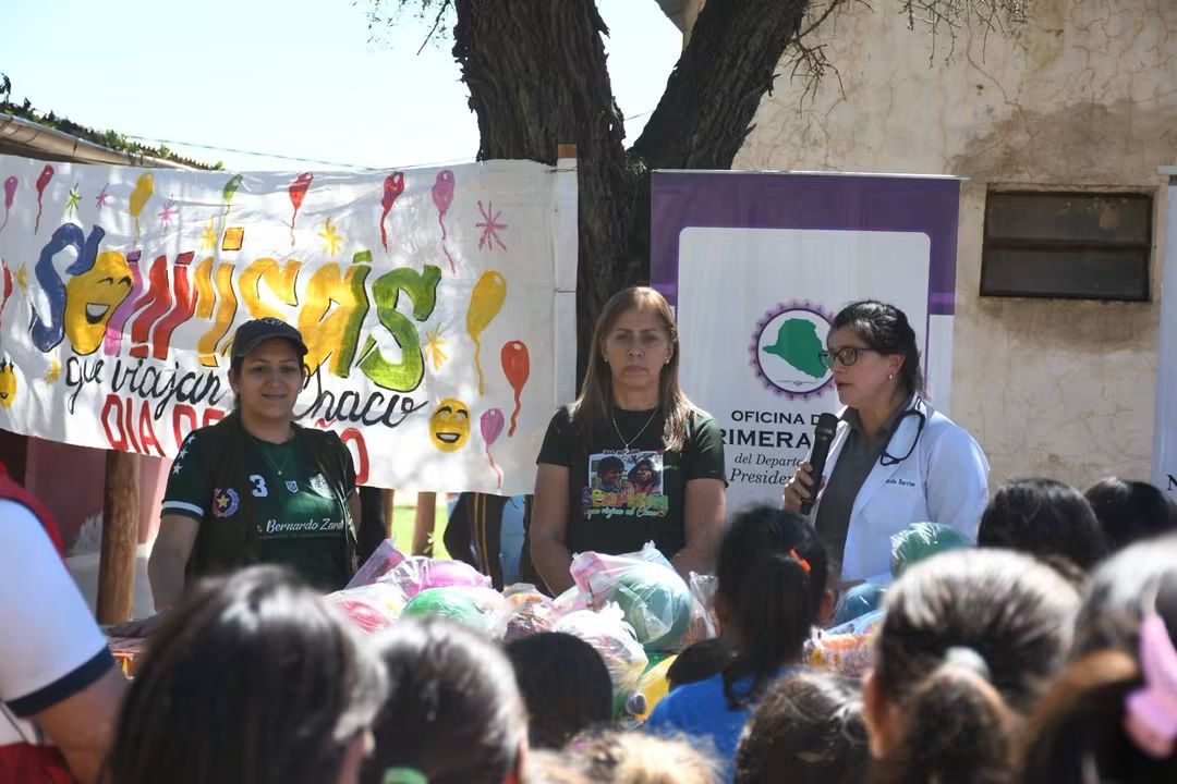 𝐒𝐨𝐧𝐫𝐢𝐬𝐚𝐬 𝐪𝐮𝐞 𝐯𝐢𝐚𝐣𝐚𝐧 𝐚𝐥 𝐂𝐡𝐚𝐜𝐨 - Cierre de la segunda edición 
