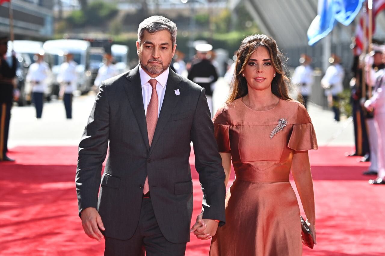 Descubren cuenta secreta de Abdo Benítez con 21 millones de dólares en la Islas Seychelles